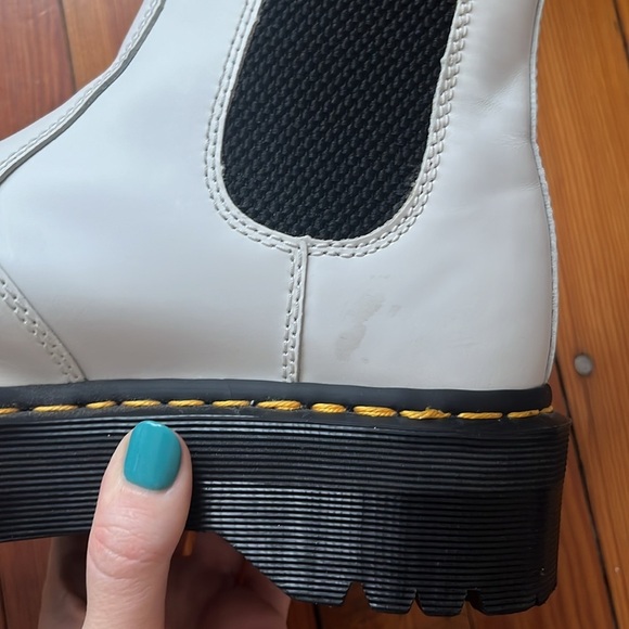 Dr. Martens White 2976 Quad Chelsea Platform Boot Size W9 - Picture 6 of 13
